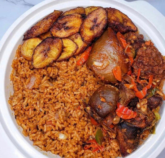 Jollof Rice With 2 Chicken & Plantain